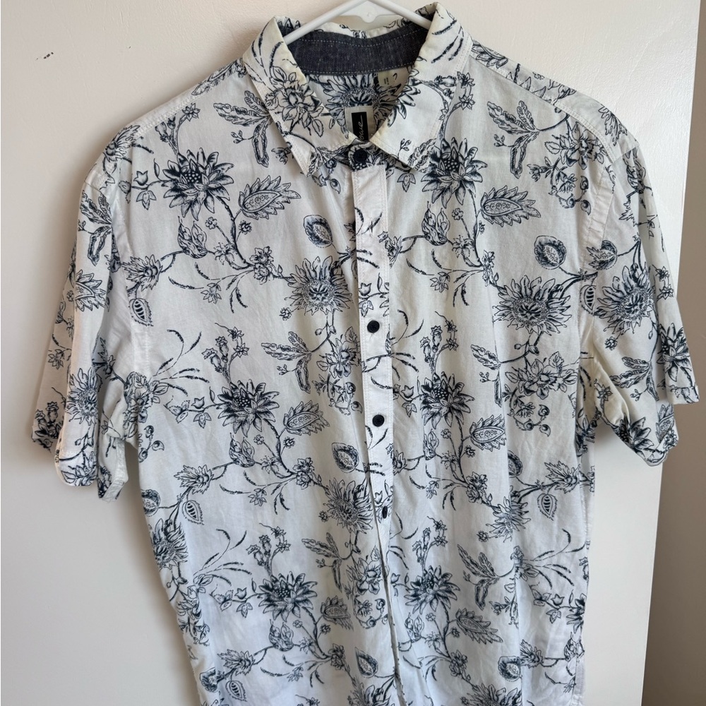 Howe Black and White Floral Men's Shirt